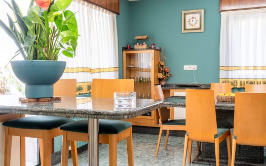 Independent house / chalet for sale – Calle Santa Bai