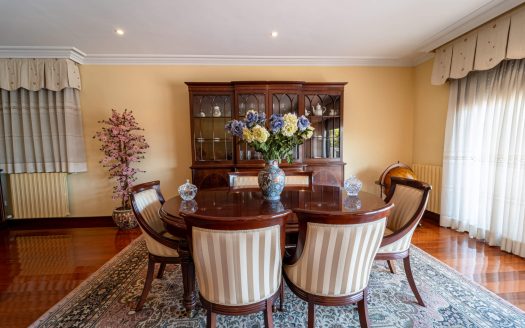 Independent house / chalet for sale – Calle Santa Bai