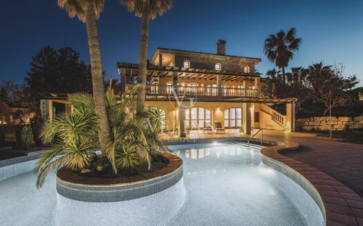 Chalets Independientes · Estepona