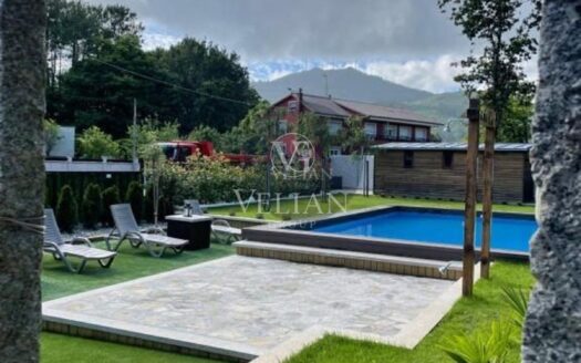 Chalets Independientes · Outes