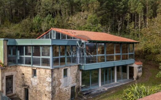Chalets Independientes · Outes