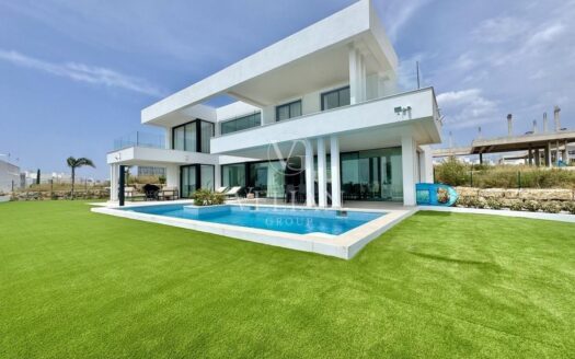 Chalets Independientes · Estepona