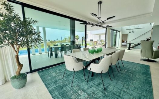 Chalets Independientes · Estepona