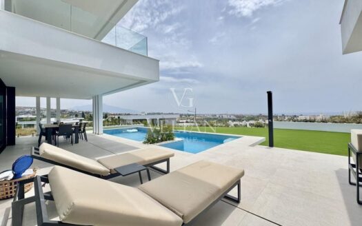 Chalets Independientes · Estepona