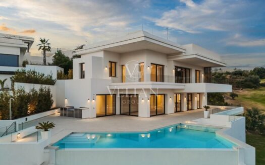 Chalets Independientes · Estepona