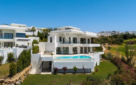 Chalets Independientes · Estepona