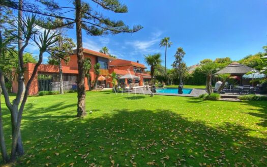 Chalets Independientes · Estepona