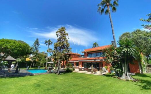 Chalets Independientes · Estepona