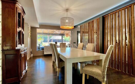 Chalets Independientes · Estepona
