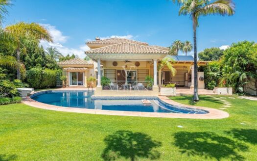 Chalets Independientes · Estepona