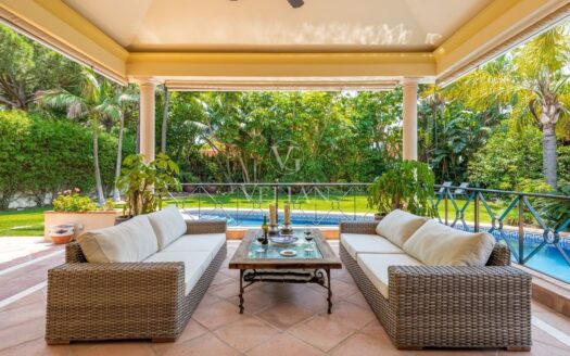 Chalets Independientes · Estepona
