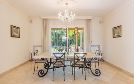 Chalets Independientes · Estepona