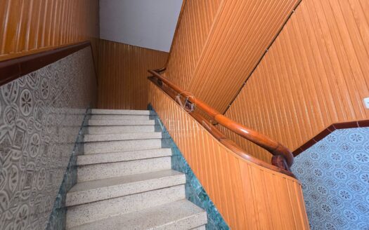 Gran oportunidad en Rianxo: casa independiente con amplia parcela