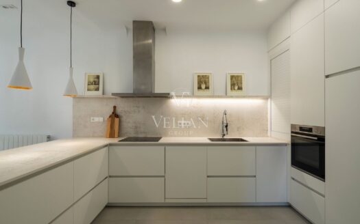 Vivienda con carácter y reforma integral, con vistas únicas a la Catedral