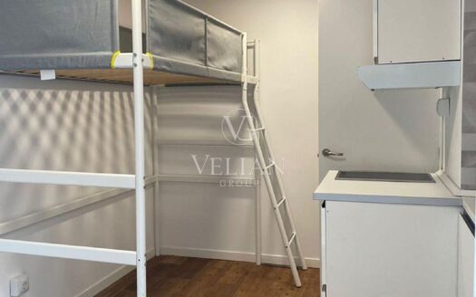Estudio moderno y reformado listo para entrar a vivir