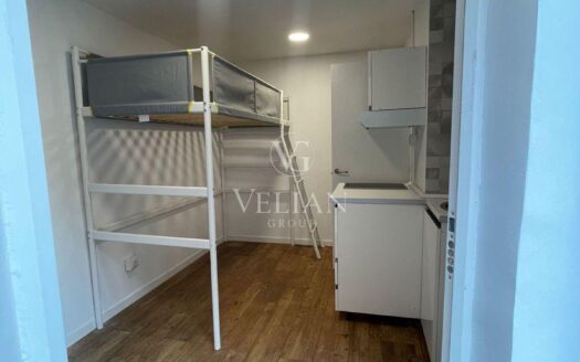 Estudio moderno y reformado listo para entrar a vivir