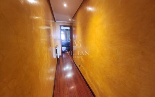 Piso reformado con acabados de lujo y vistas impresionantes