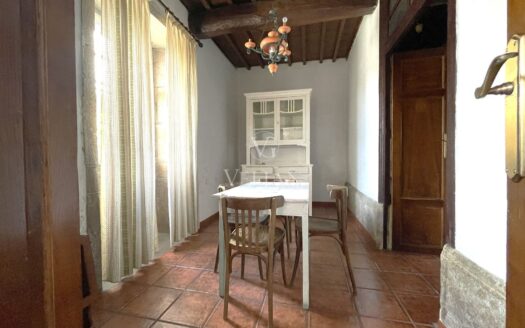 Encantadora casa pareada con finca y patio rústico a 12 km de Santiago de Compostela