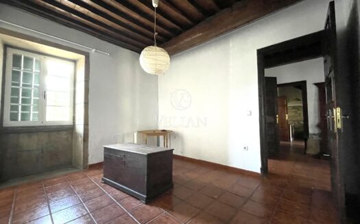 Encantadora casa pareada con finca y patio rústico a 12 km de Santiago de Compostela