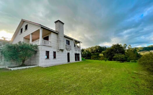 Chalets Independientes · Barro