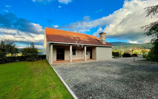 Chalets Independientes · Barro