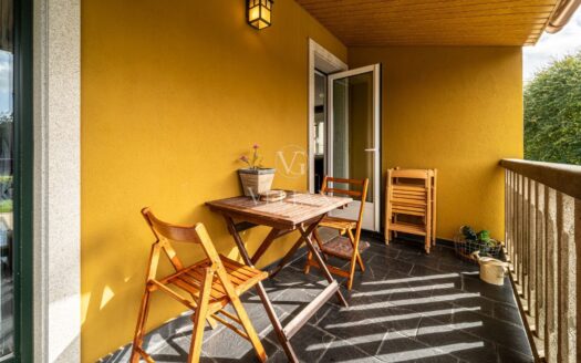 Chalet independiente con piscina interior y exterior a 10 min de Santiago de Compostela