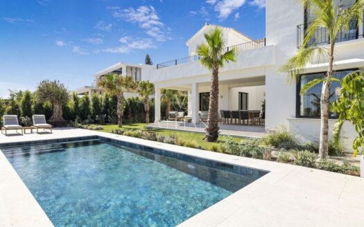 Chalets Independientes · Estepona