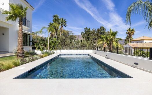 Chalets Independientes · Estepona