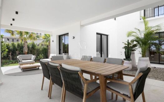 Chalets Independientes · Estepona