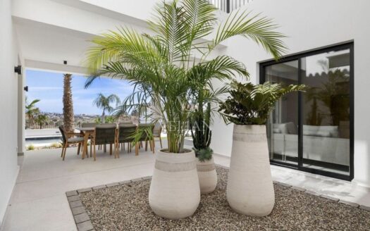 Chalets Independientes · Estepona