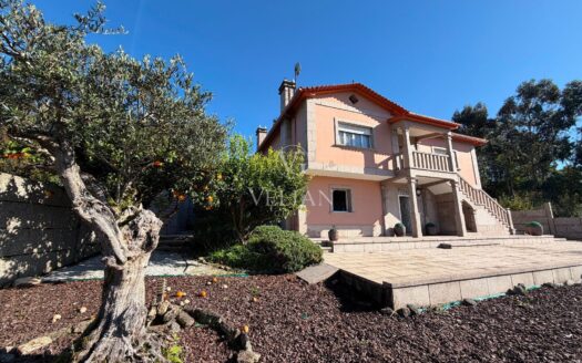 Chalets Independientes · Pontecesures
