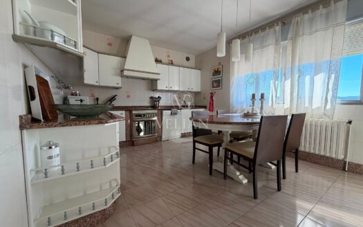 Chalets Independientes · Pontecesures