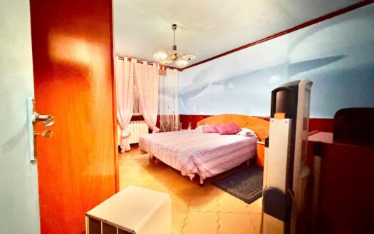 Chalets Independientes · Outes