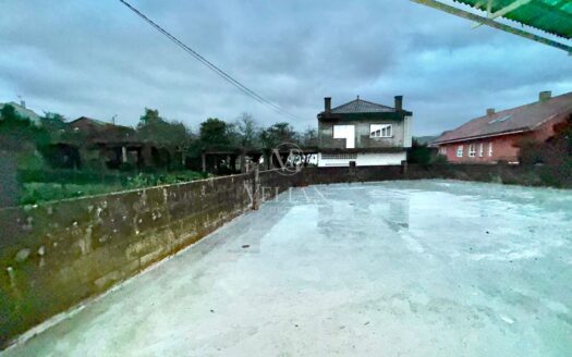 Chalets Independientes · Outes