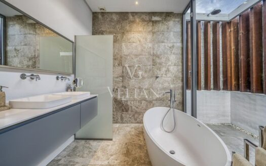 Chalets Independientes · Estepona