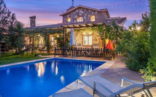 Chalets Independientes · Zubia, La