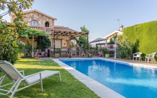 Chalets Independientes · Zubia, La
