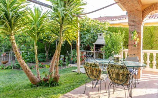 Chalets Independientes · Zubia, La