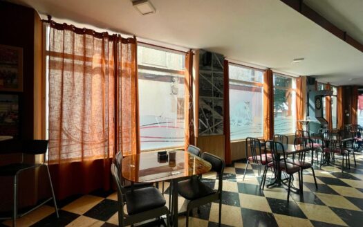 Locales Comerciales · Boiro