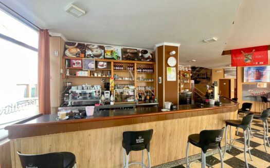 Locales Comerciales · Boiro
