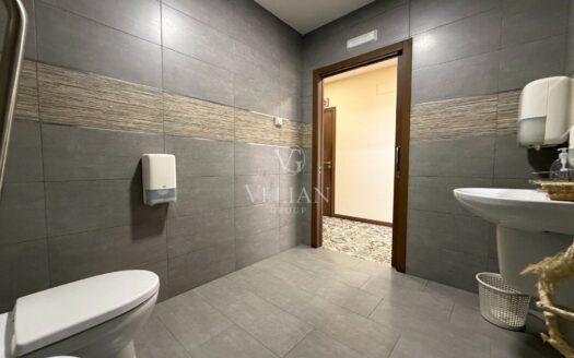 Locales Comerciales · Arzua