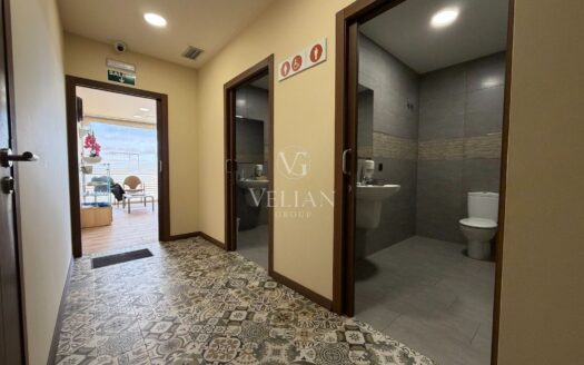 Locales Comerciales · Arzua