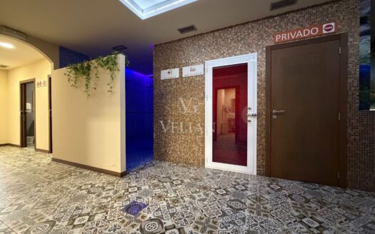 Locales Comerciales · Arzua