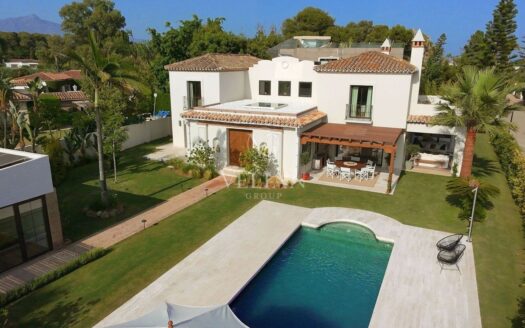 Chalets Independientes · Estepona