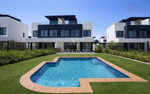 Chalets Independientes · Estepona