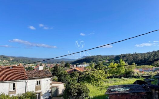 Chalets Independientes · Outes