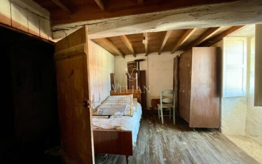 Chalets Independientes · Outes
