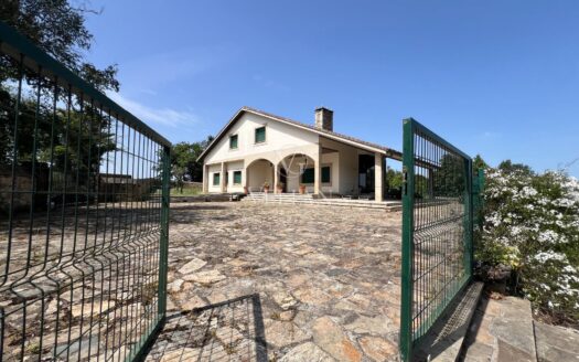 Chalets Independientes · Laracha