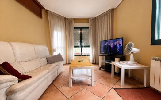 Chalets Independientes · Teo