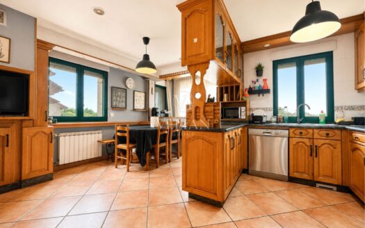 Chalets Independientes · Teo